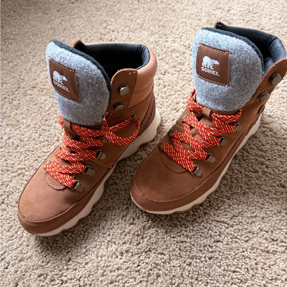 Sorel KINETIC Conquest Boots